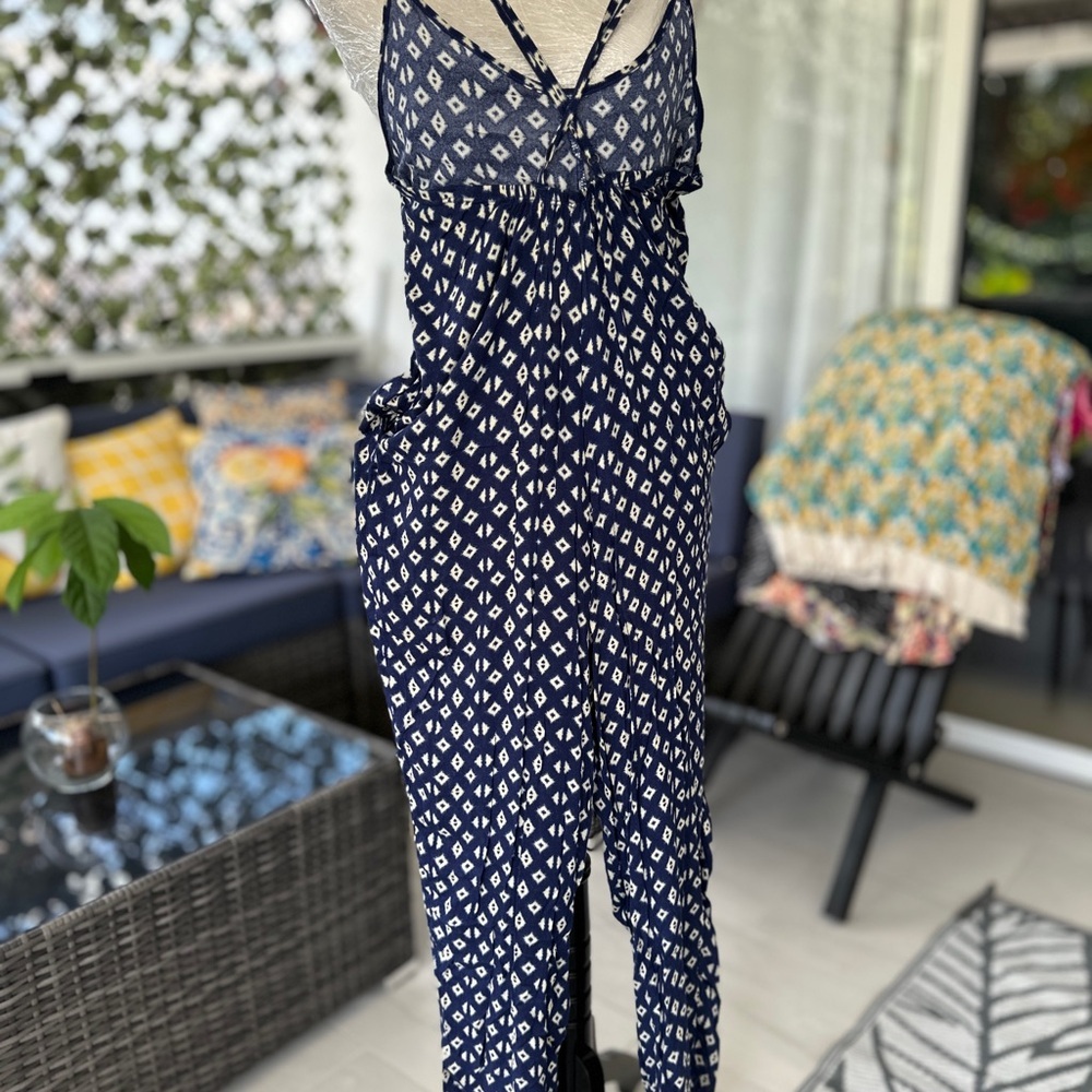 Forever 21 Navy Blue Geometric Jumpsuit - Picture 2 of 3